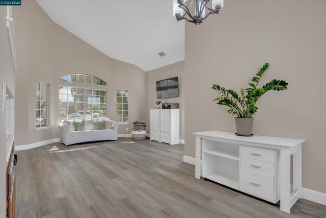 1806 Locke Court, Oakley, CA 94561
