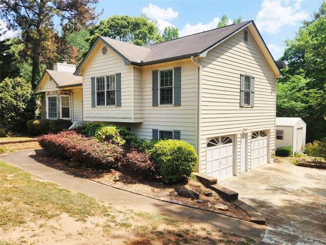 24 Brandywine Drive, Douglasville, GA 30134