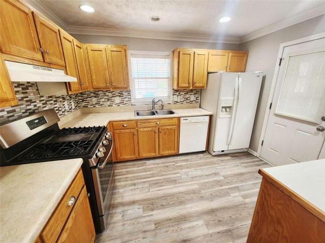 24 Brandywine Drive, Douglasville, GA 30134