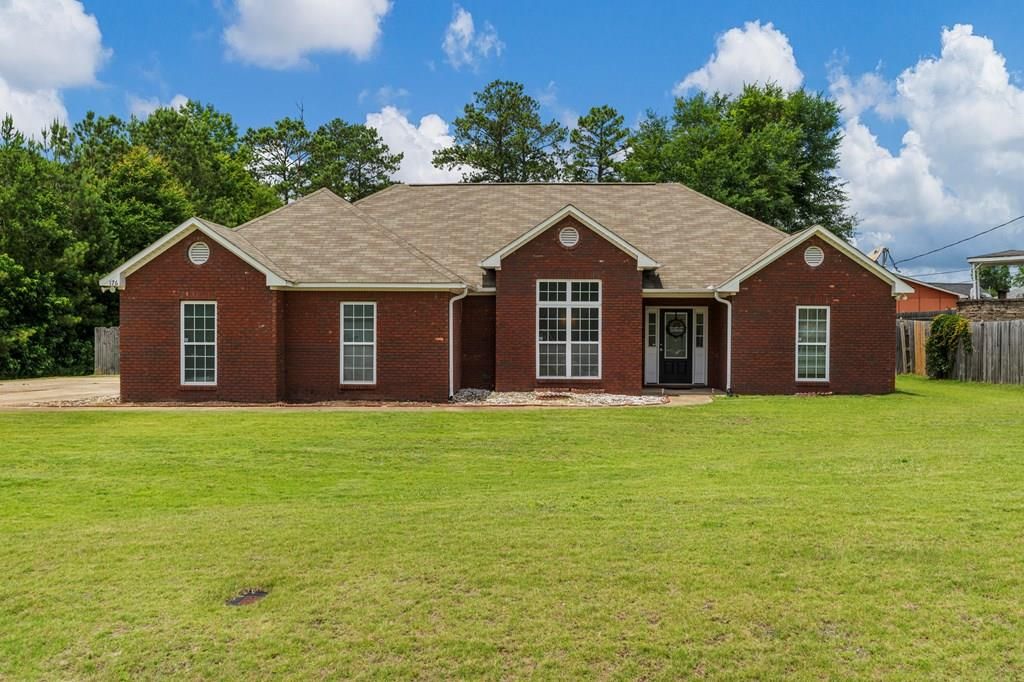 176 Lee Road 0504, Phenix City, AL 36870