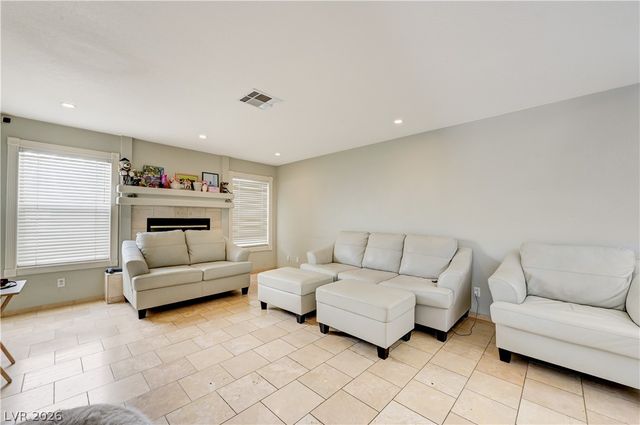 9360 Aston Martin Drive, Las Vegas, NV 89117