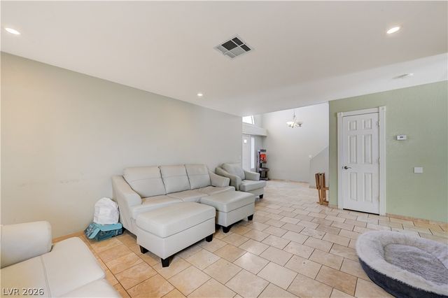 9360 Aston Martin Drive, Las Vegas, NV 89117