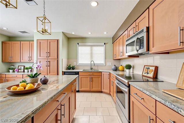 9360 Aston Martin Drive, Las Vegas, NV 89117
