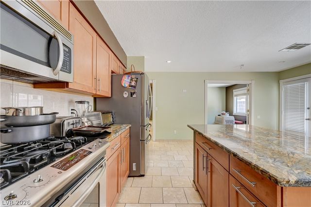 9360 Aston Martin Drive, Las Vegas, NV 89117