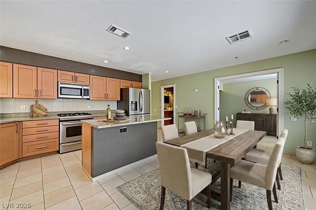 9360 Aston Martin Drive, Las Vegas, NV 89117