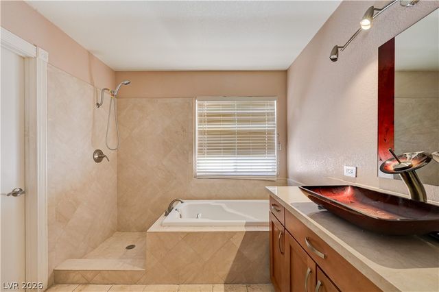 9360 Aston Martin Drive, Las Vegas, NV 89117