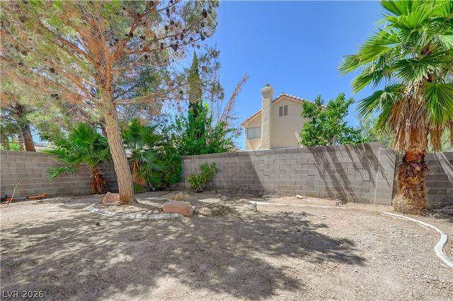 9360 Aston Martin Drive, Las Vegas, NV 89117