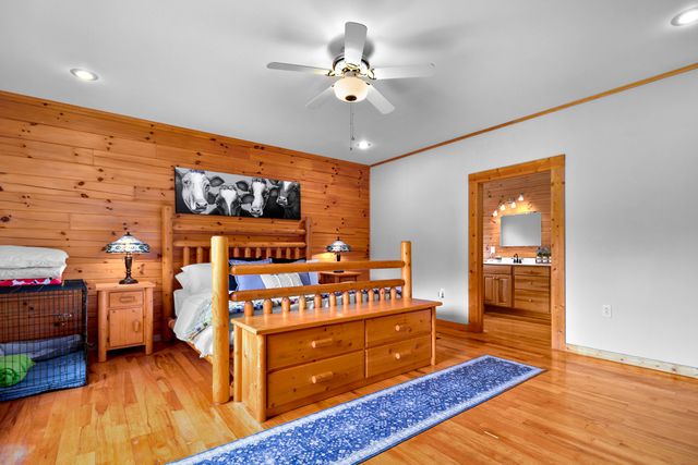2062 Raccoon Creek Road, London, KY 40741