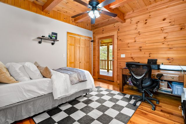 2062 Raccoon Creek Road, London, KY 40741
