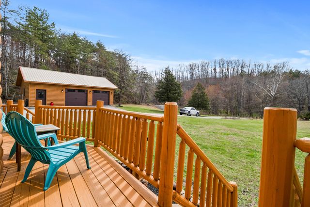 2062 Raccoon Creek Road, London, KY 40741