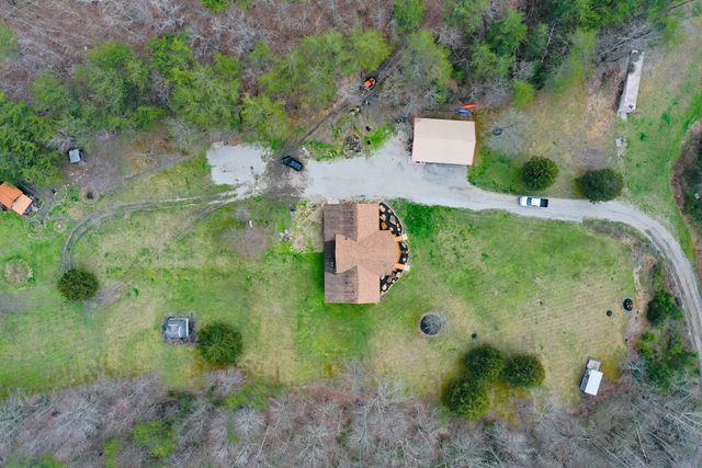 2062 Raccoon Creek Road, London, KY 40741
