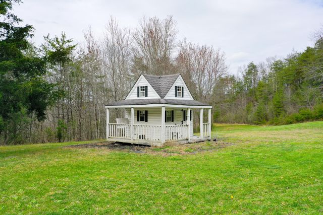 2062 Raccoon Creek Road, London, KY 40741