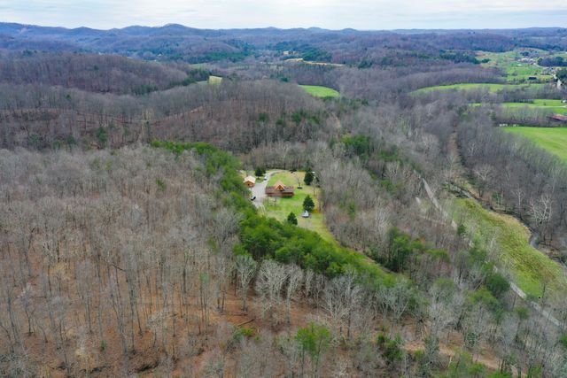 2062 Raccoon Creek Road, London, KY 40741