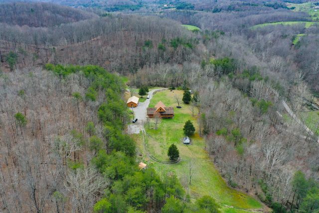 2062 Raccoon Creek Road, London, KY 40741