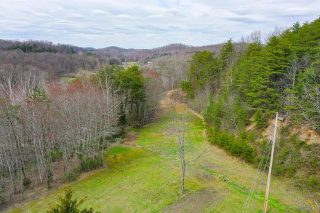 2062 Raccoon Creek Road, London, KY 40741