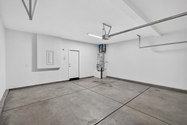 4107 Sally Ride Way, Sacramento, CA 95834