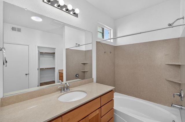 4107 Sally Ride Way, Sacramento, CA 95834