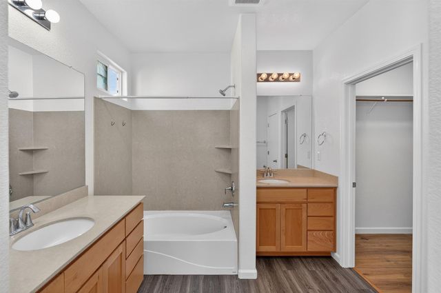 4107 Sally Ride Way, Sacramento, CA 95834