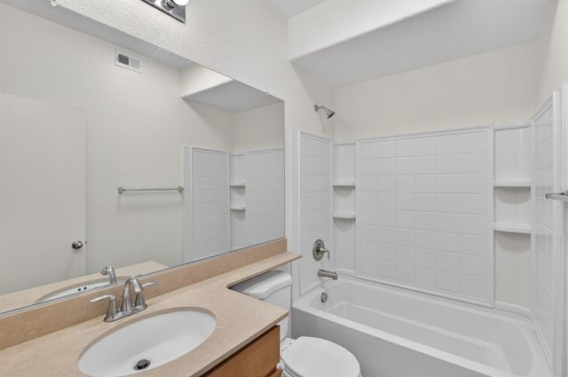 4107 Sally Ride Way, Sacramento, CA 95834