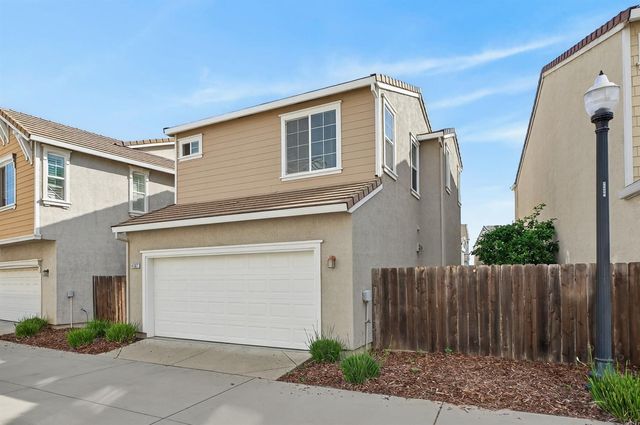 4107 Sally Ride Way, Sacramento, CA 95834
