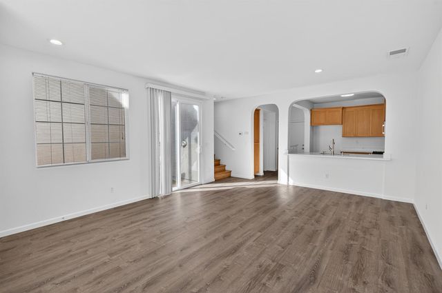 4107 Sally Ride Way, Sacramento, CA 95834