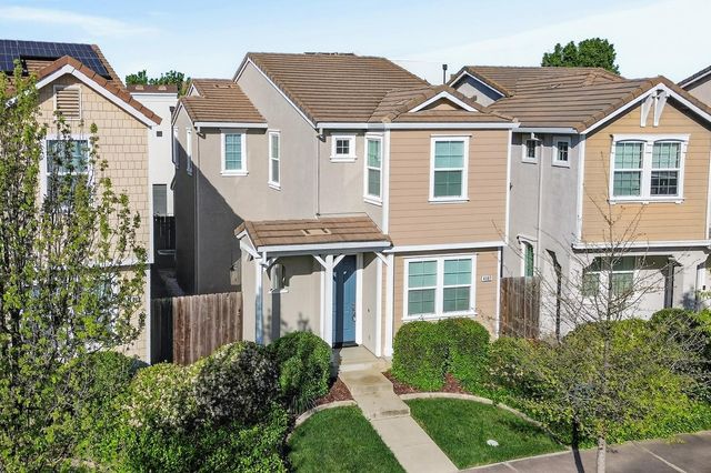 4107 Sally Ride Way, Sacramento, CA 95834