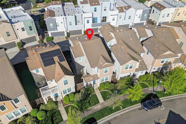 4107 Sally Ride Way, Sacramento, CA 95834