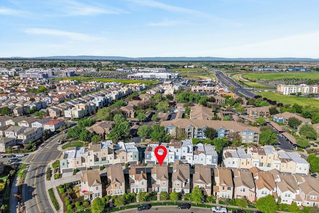 4107 Sally Ride Way, Sacramento, CA 95834