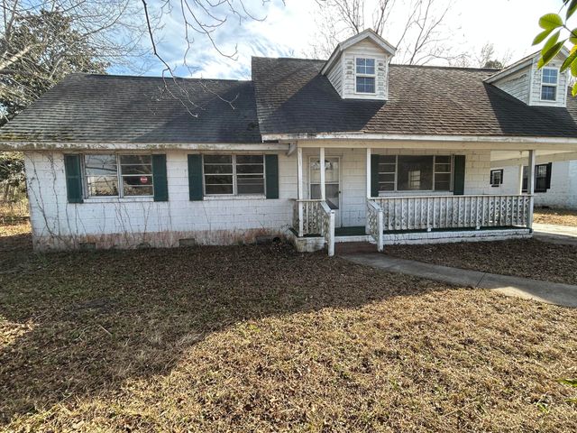 1523 Trojan Road, Cross, SC 29436