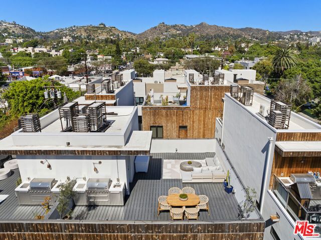 1041 N Spaulding Avenue 208, Los Angeles, CA 90046