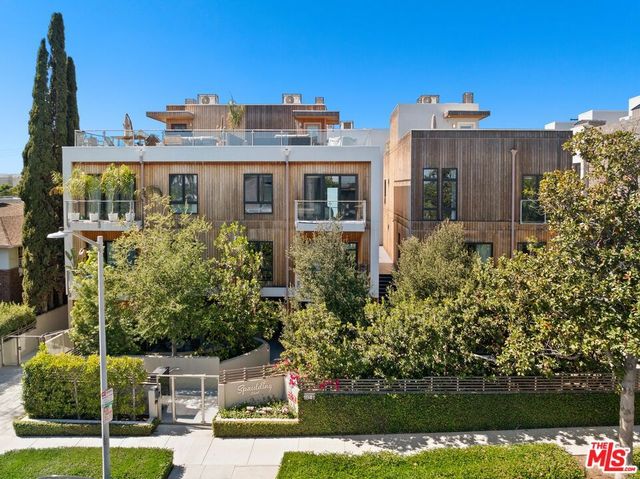 1041 N Spaulding Avenue 208, Los Angeles, CA 90046