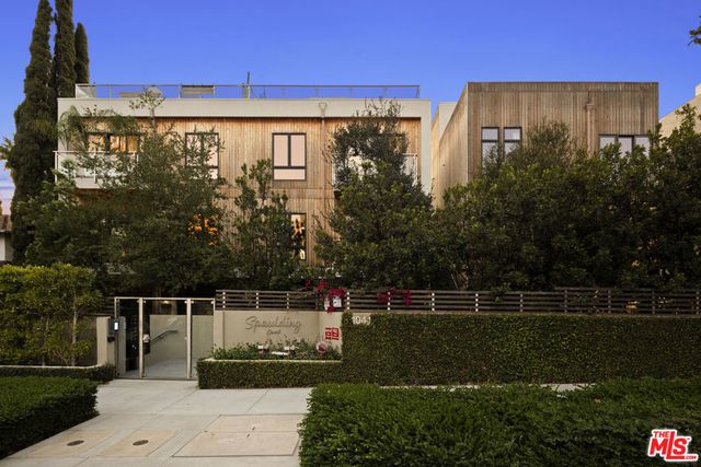 1041 N Spaulding Avenue 208, Los Angeles, CA 90046