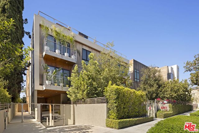 1041 N Spaulding Avenue 208, Los Angeles, CA 90046