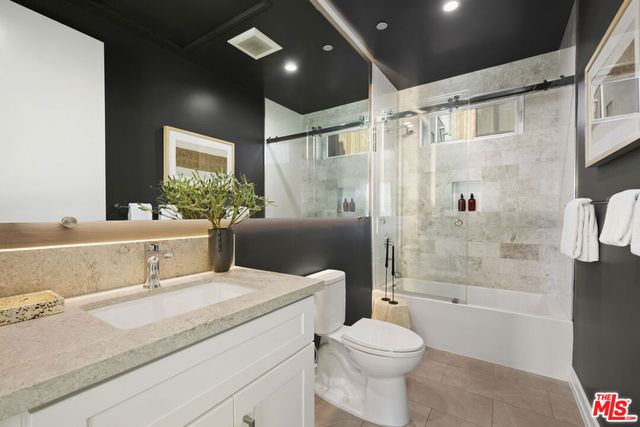 1041 N Spaulding Avenue 208, Los Angeles, CA 90046