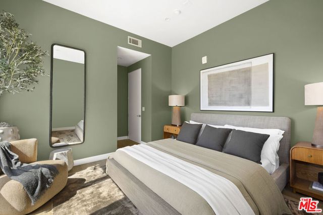 1041 N Spaulding Avenue 208, Los Angeles, CA 90046