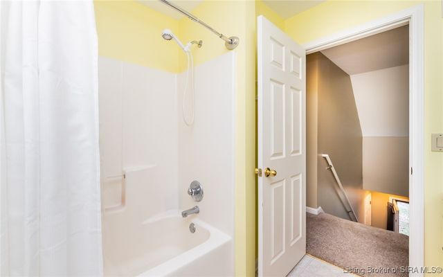 8426 Aberdeen Lane, Charlestown, IN 47111