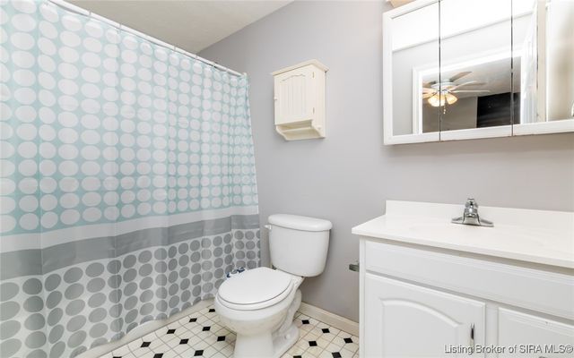 8426 Aberdeen Lane, Charlestown, IN 47111