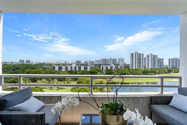 20225 NE 34th Ct 1119, Aventura, FL 33180