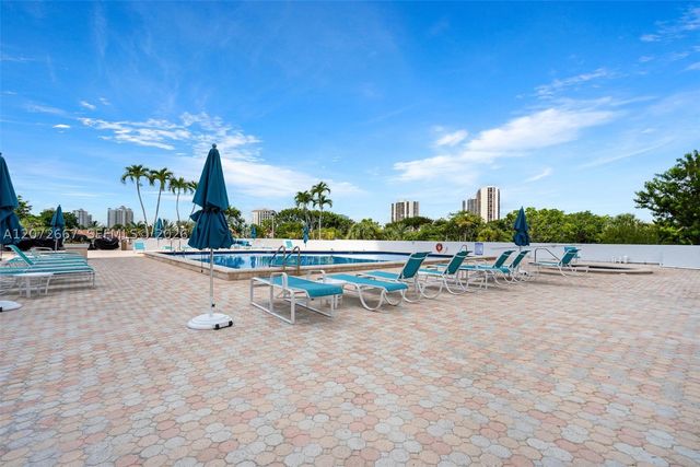 20225 NE 34th Ct 1119, Aventura, FL 33180
