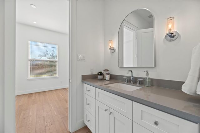 1206 Prince Street, Houston, TX 77008