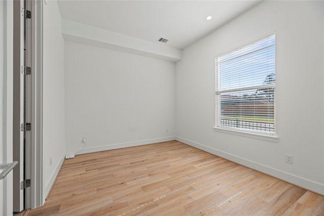 1206 Prince Street, Houston, TX 77008