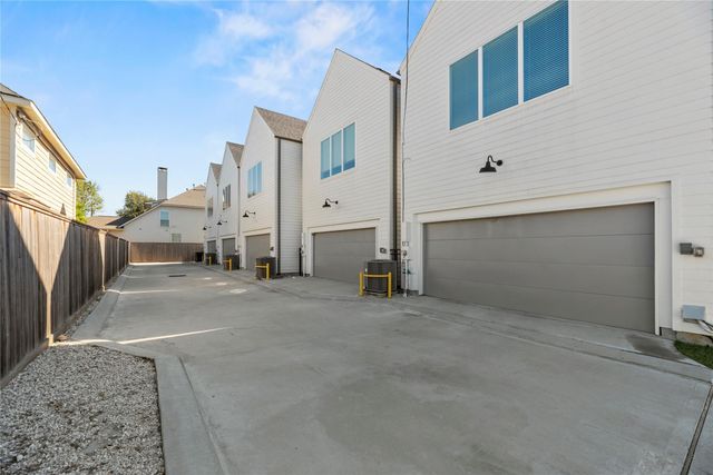 1206 Prince Street, Houston, TX 77008