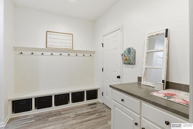 15937 Grebe Street, Bennington, NE 68007