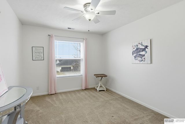 15937 Grebe Street, Bennington, NE 68007