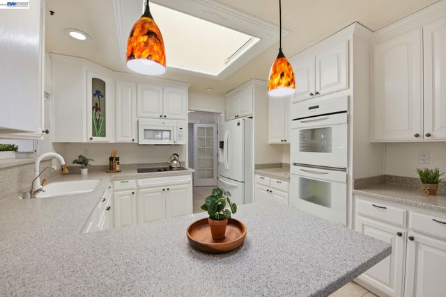 42447 Paseo Padre Pkwy, Fremont, CA 94539