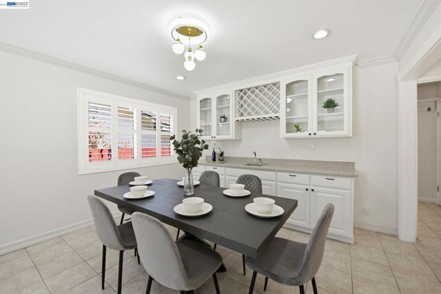 42447 Paseo Padre Pkwy, Fremont, CA 94539