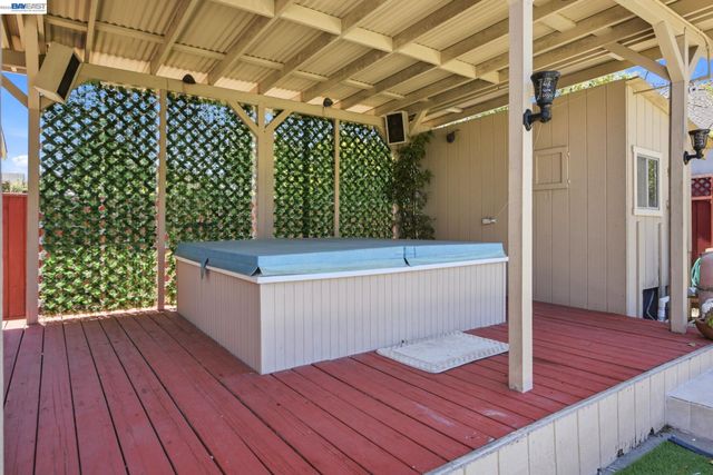 42447 Paseo Padre Pkwy, Fremont, CA 94539