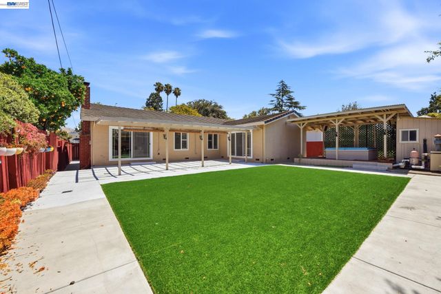 42447 Paseo Padre Pkwy, Fremont, CA 94539