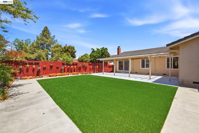 42447 Paseo Padre Pkwy, Fremont, CA 94539