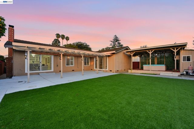 42447 Paseo Padre Pkwy, Fremont, CA 94539